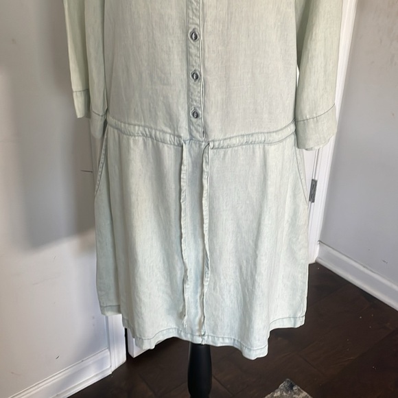 Michael Stars Denim Dress Size M Heavily Whitewashed Distressed Look Dropwaist - Picture 8 of 15